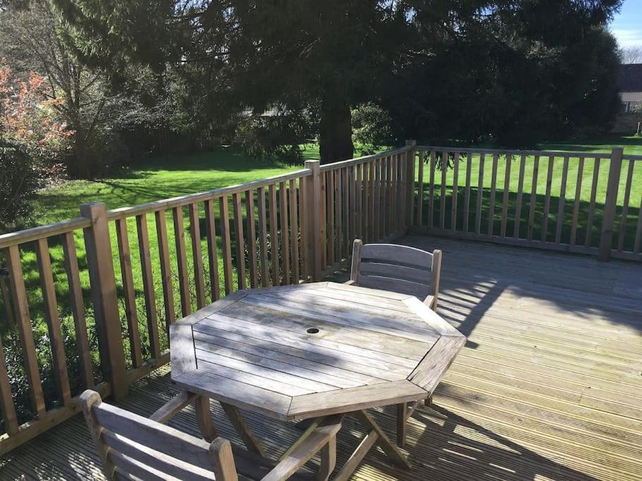 Charming Cottage Surrounded By Idyllic Garden In Peaceful Location In Central Charlbury Kültér fotó