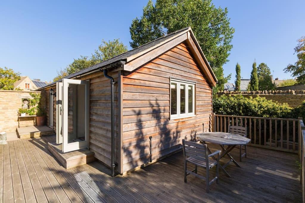Charming Cottage Surrounded By Idyllic Garden In Peaceful Location In Central Charlbury Kültér fotó